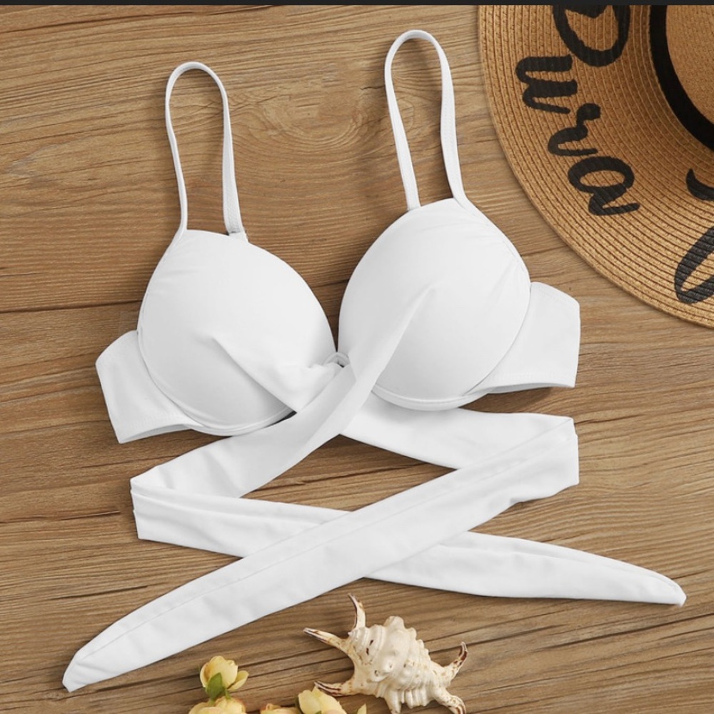 🔥White Bikini TOP 🔥